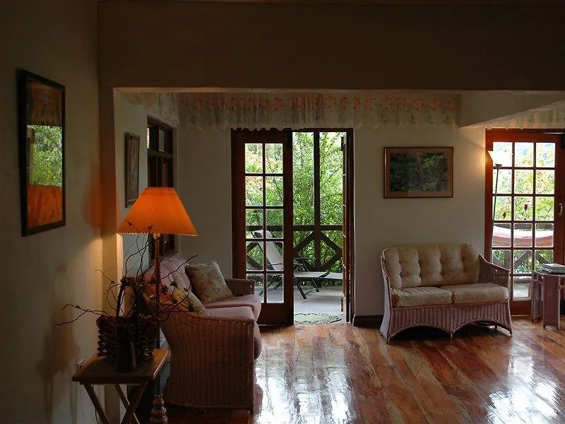 Forres Park Hotel 金斯敦